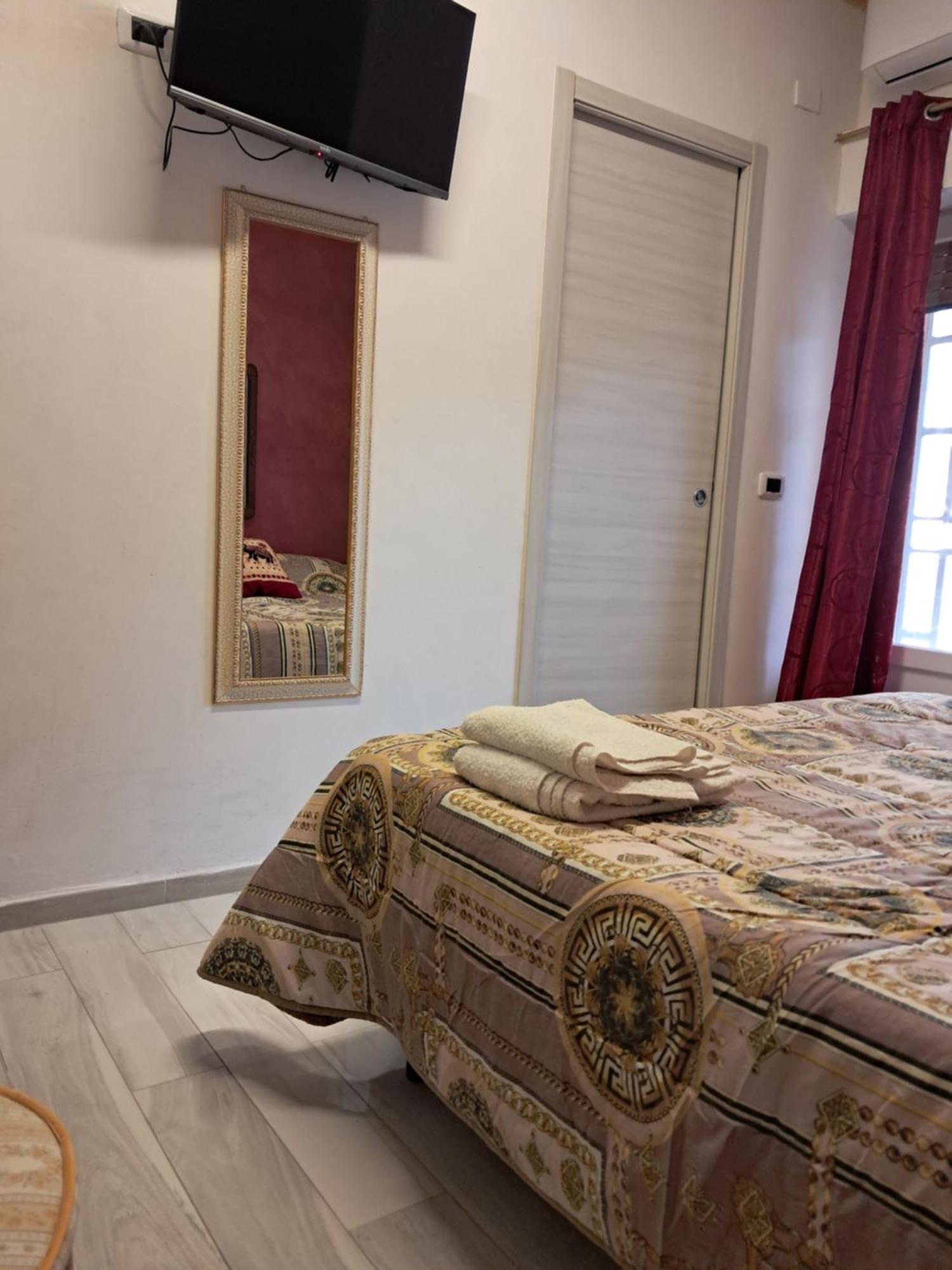 Levante Rooms Scalea Zewnętrze zdjęcie